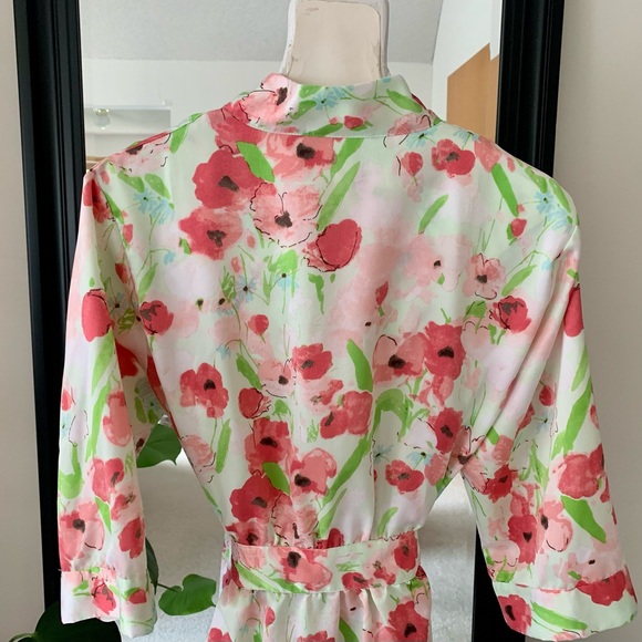 Cabernet Floral Robe - Picture 5 of 5